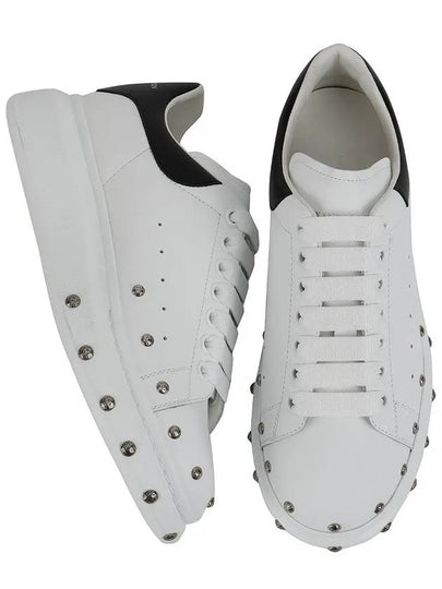 Studded Oversole Low-Top Sneakers White Black - ALEXANDER MCQUEEN - BALAAN 2