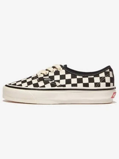 Authentic Reissue 44 Checkerboard Marshmallow Black MARSHMALLOWBLACK - VANS - BALAAN 1