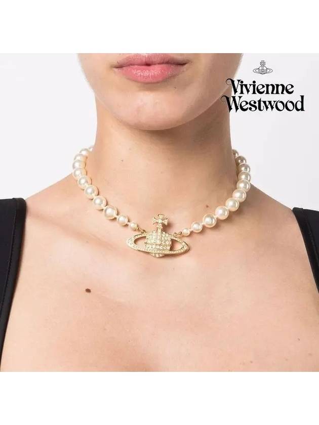 One Row Pearl Bas Relief Necklace Gold - VIVIENNE WESTWOOD - BALAAN 6