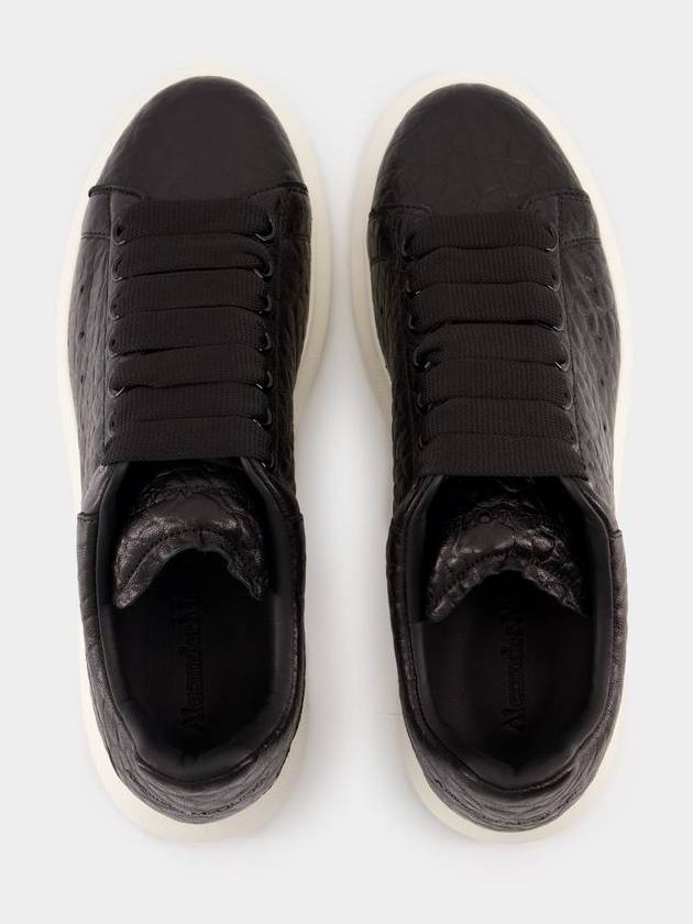 Oversized Lace-Up Low-Top Sneakers Black - ALEXANDER MCQUEEN - BALAAN 5