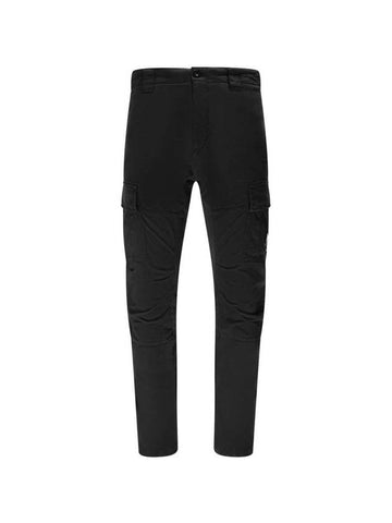 Men's Stretch Satin Lens Wappen Cargo Pants Black - CP COMPANY - BALAAN.