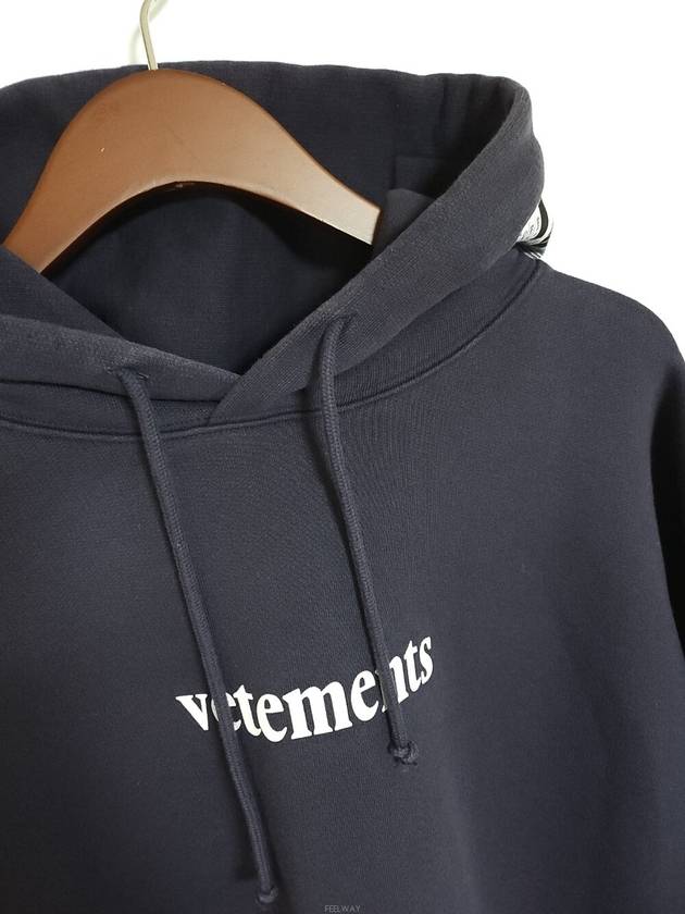 L Barcode Men s Hoodie SS20TR311 - VETEMENTS - BALAAN 8