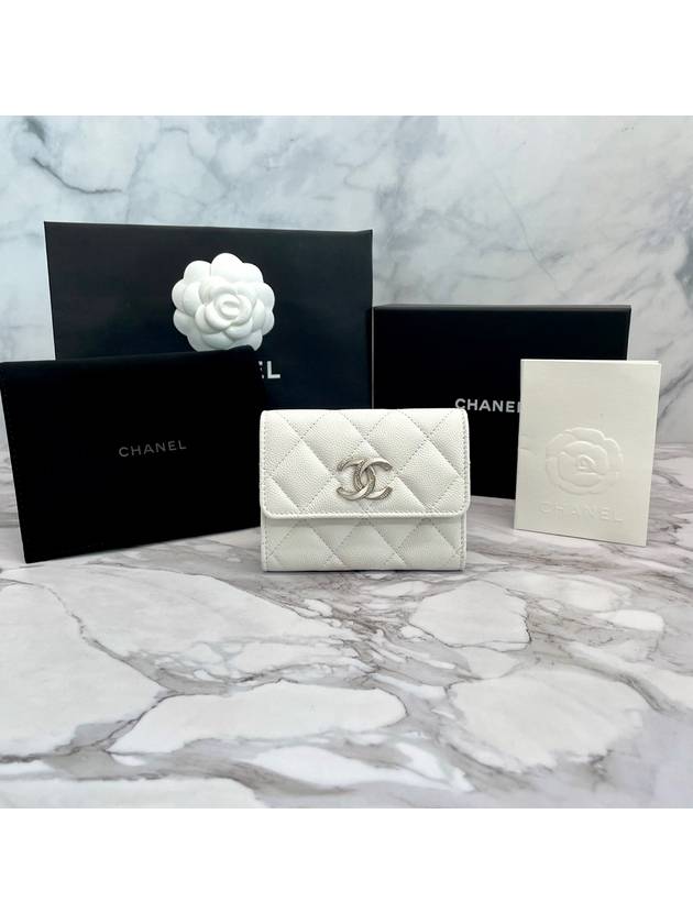 Women's CC Logo Caviar Flap Card Wallet White - CHANEL - BALAAN 9