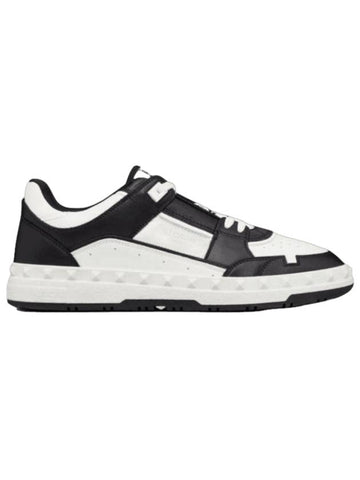 Freedots Calfskin Low Top Sneakers Black - VALENTINO - BALAAN 1