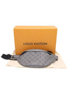 Women s Louis Vuitton M46108 Gray Monogram Shadow Leather Discovery Bumbag Hip Sack gt second bag Gangbuk used luxury goods - LOUIS VUITTON - BALAAN 3