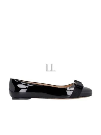 Women’s Varina Bellet Flats Black - SALVATORE FERRAGAMO - BALAAN 2