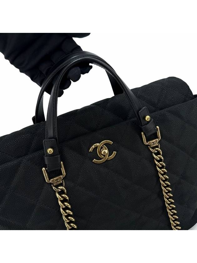 Caviar season shoulder bag tote black - CHANEL - BALAAN 4