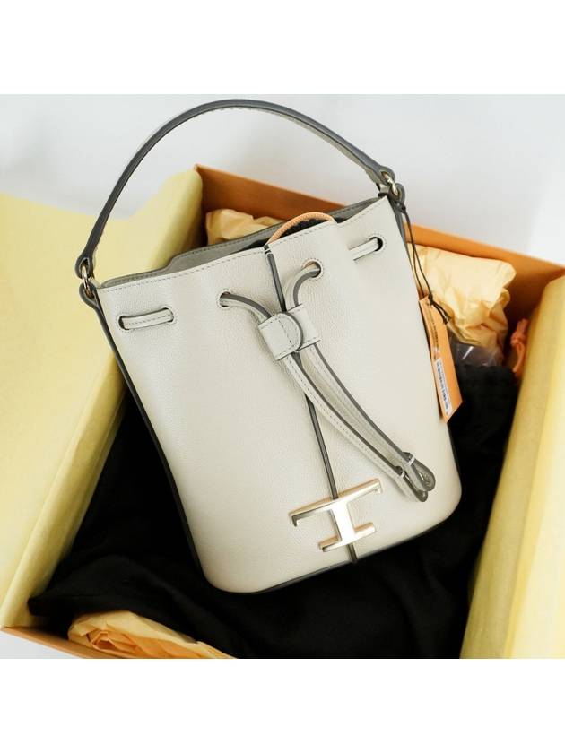 T Timeless Leather Micro Logo Bucket Bag Beige - TOD'S - BALAAN 5