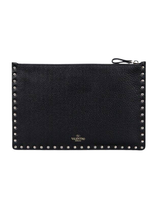 Rockstud Soft Grain Clutch Bag Black - VALENTINO - BALAAN 1