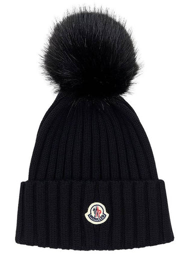 Women s Pom Logo Patch Beanie 3B00027 M1131 999 - MONCLER - BALAAN 1