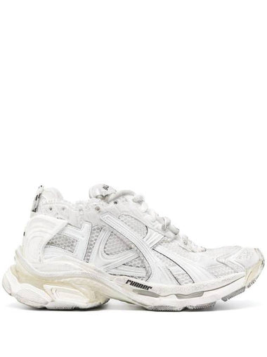 Runner Embroidered Logo Low Top Sneakers White - BALENCIAGA - BALAAN 1