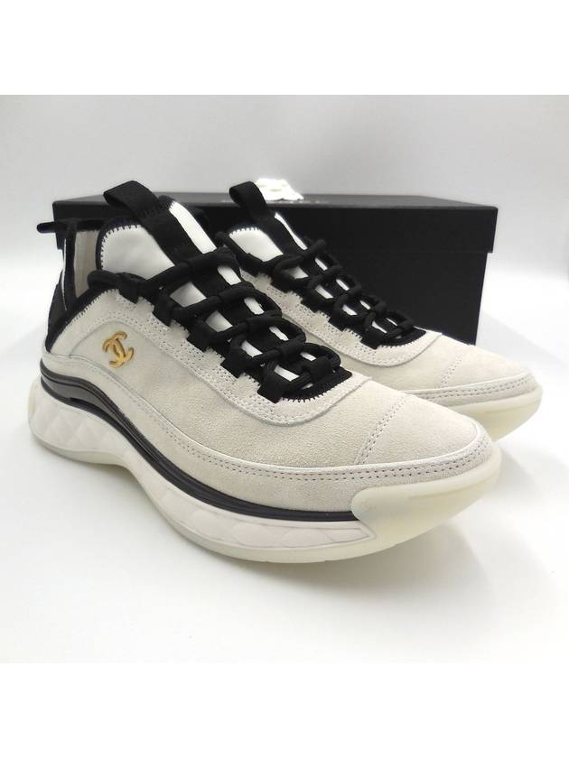 Logo Mixed Fibers Suede Low Top Sneakers White - CHANEL - BALAAN 3