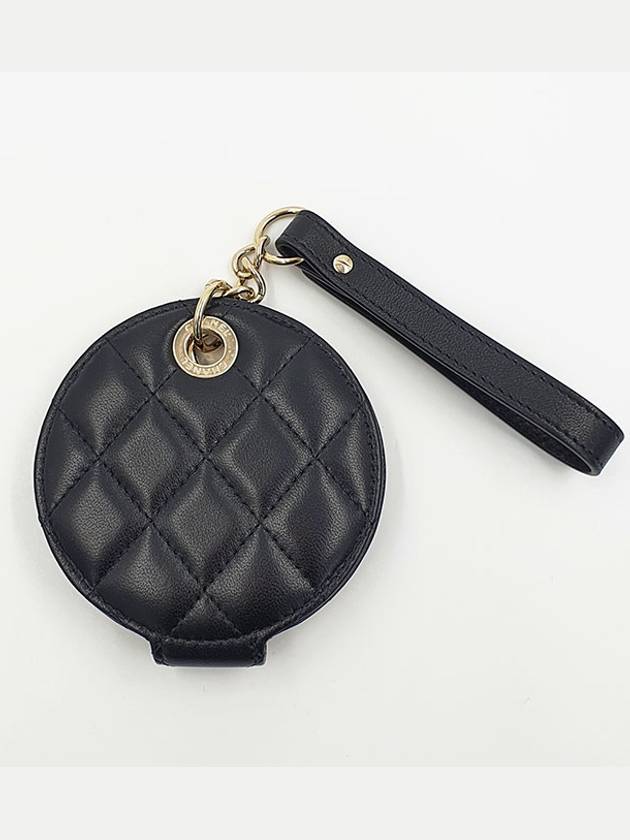 Women s Classic Round Case - CHANEL - BALAAN 6