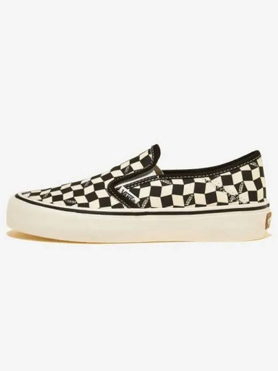 VR3 Checkerboard Slip-On Black Marshmallow - VANS - BALAAN 2