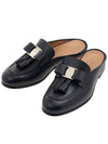 Vara Knot And Tassel Mule Black - SALVATORE FERRAGAMO - BALAAN.