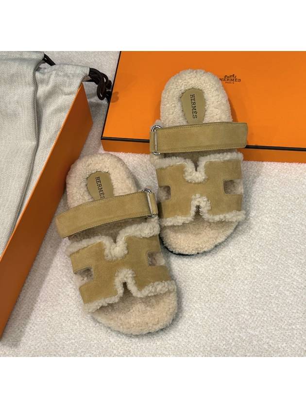 Women's Chypre Sandals Goatskin Woolskin Khaki Beige - HERMES - BALAAN 3