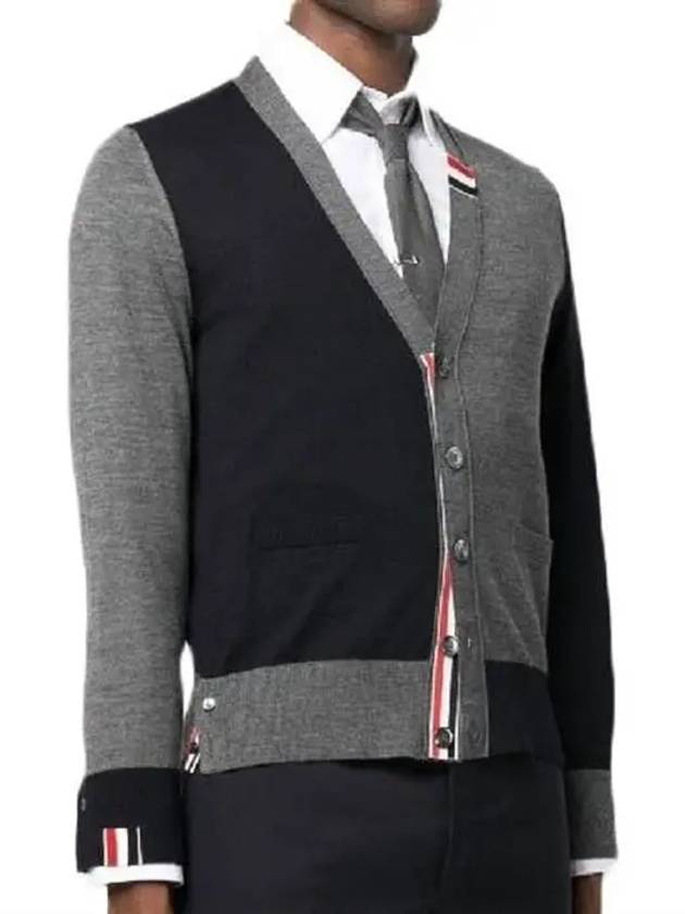 Fun Mix Fine Merino Jersey Stripe Relaxed V-Neck Cardigan Navy Grey - THOM BROWNE - BALAAN 9