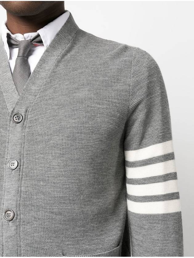 4-Bar Striped Waffle High V-Neck Cardigan Light Grey - THOM BROWNE - BALAAN 5