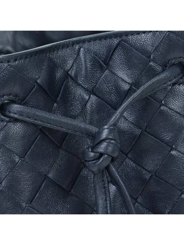 Intrecciato Small Bucket Bag Navy - BOTTEGA VENETA - BALAAN 7