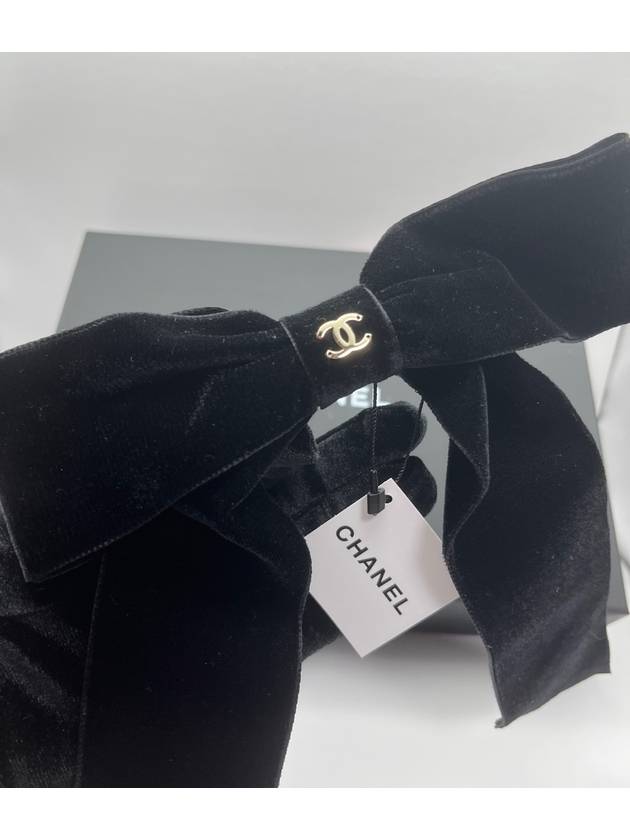 CC Logo Ribbon Bow Velvet Hairpin Black - CHANEL - BALAAN 9