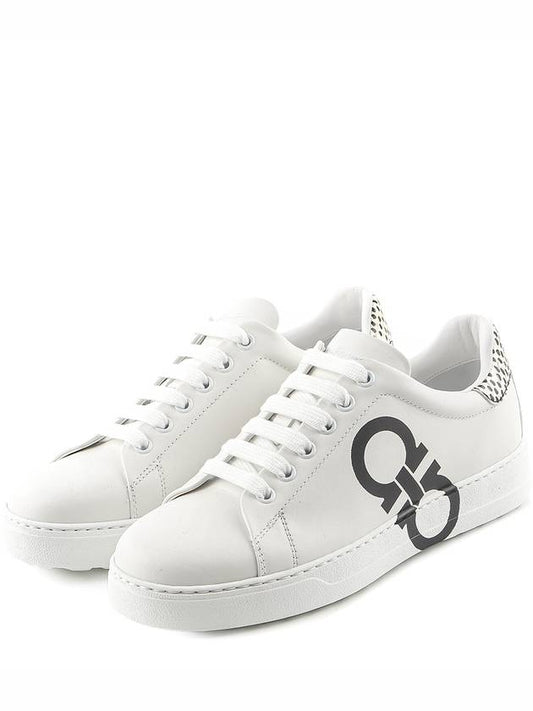 Gancini Black Tab Low Top Sneakers White - SALVATORE FERRAGAMO - BALAAN.