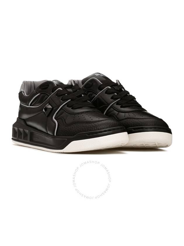 Stud Low Top Sneakers Black - VALENTINO - BALAAN 3