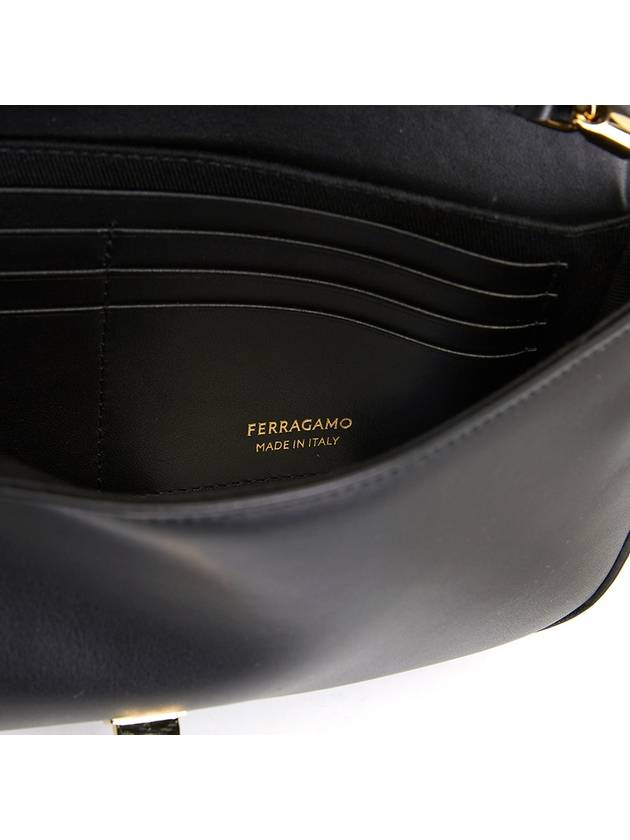 Mini Cross Bag Black - SALVATORE FERRAGAMO - BALAAN 10