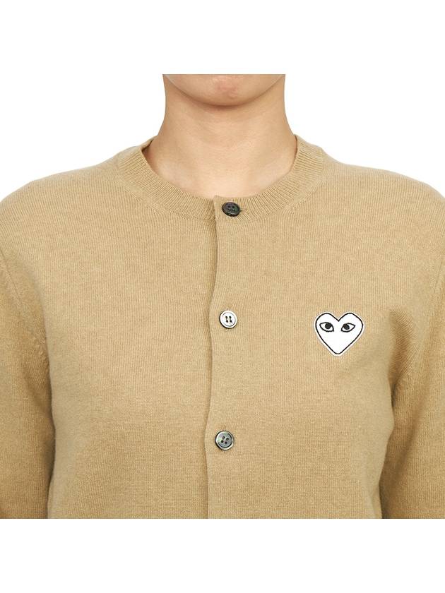 Comme des Gar ons White Wappen Cardigan AX N065 051 2 Unisex - COMME DES GARCONS PLAY - BALAAN 7