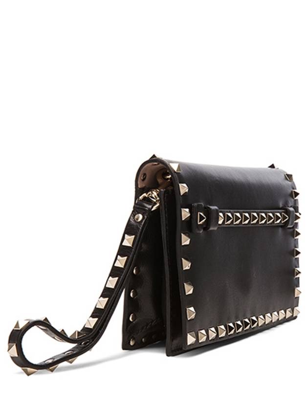 Rockstud Flap Clutch Small LW2B0960 NBD 0NO Black - VALENTINO - BALAAN 2