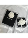 CC logo pearl cubic brooch gold A64762 - CHANEL - BALAAN 6