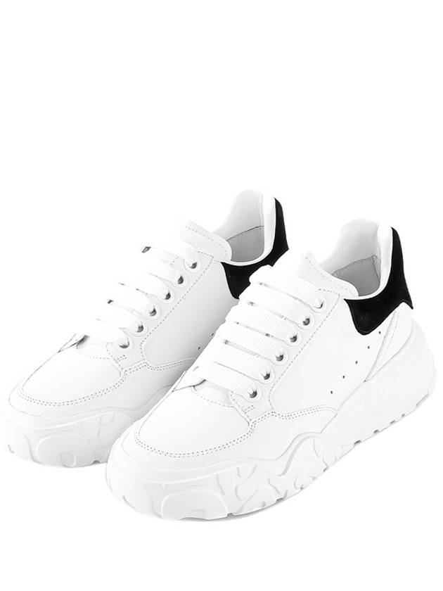 Court Trainers Suede Tab Low Top Sneakers White - ALEXANDER MCQUEEN - BALAAN 2