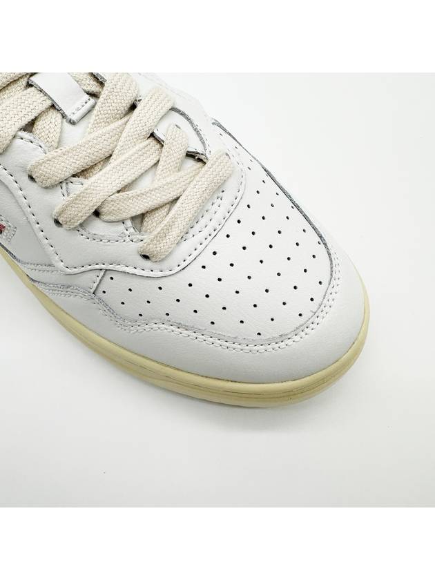 Medalist Green Tab Leather Low Top Sneakers White - AUTRY - BALAAN 7