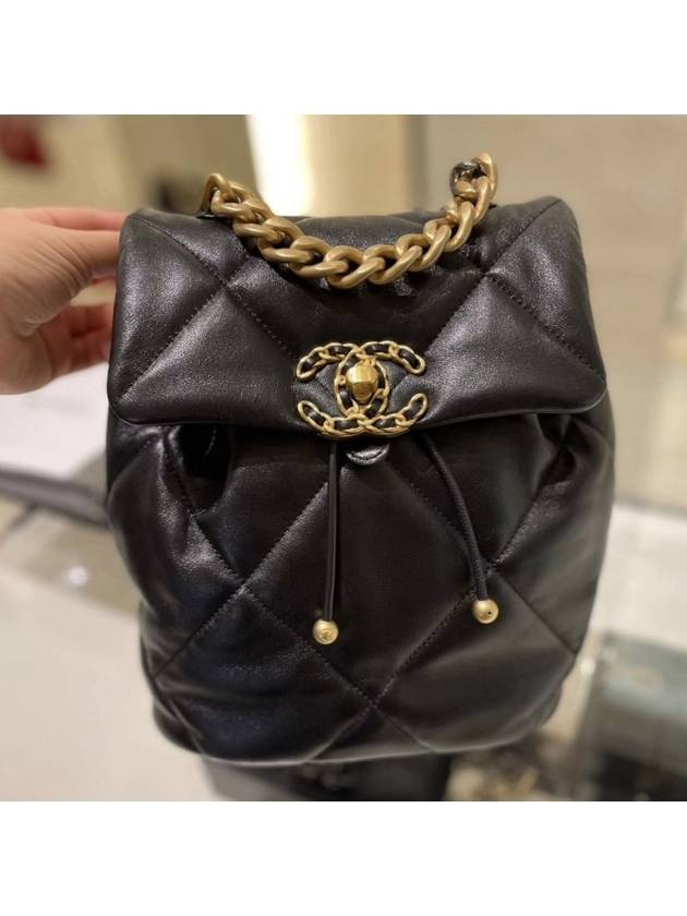 24C 19 Nineteen Chain Backpack Black Gold AS4223 - CHANEL - BALAAN 8