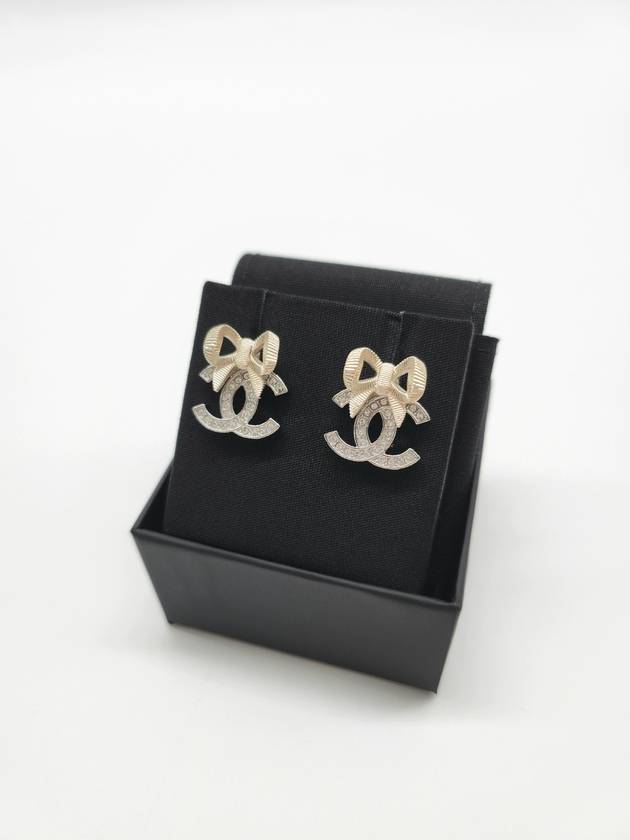 CC logo ribbon earrings cubic gold silver ABE450 - CHANEL - BALAAN 8