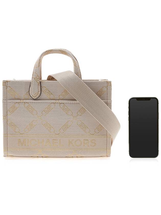 Gigi Small Metallic Empire Logo Jacquard Tote Bag Pale Gold Natural - MICHAEL KORS - BALAAN 7