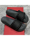 Rockstud Rubber Slippers Black - VALENTINO - BALAAN 5