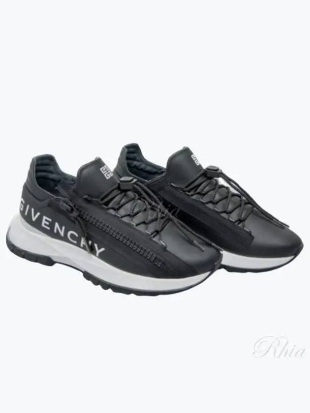 Specter Runner Low Top Sneakers Black - GIVENCHY - BALAAN 2