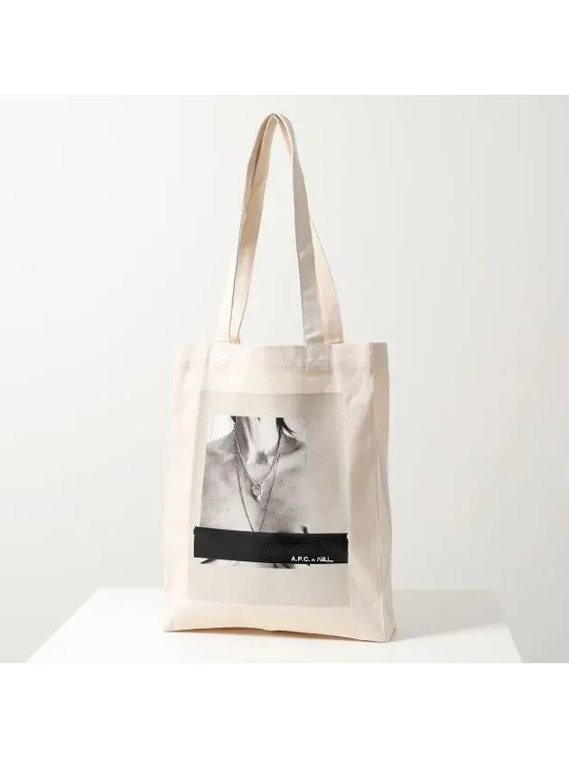 Men's x Natacha Ramsay Levi Contemplation Tote Bag Ecru - A.P.C. - BALAAN 2