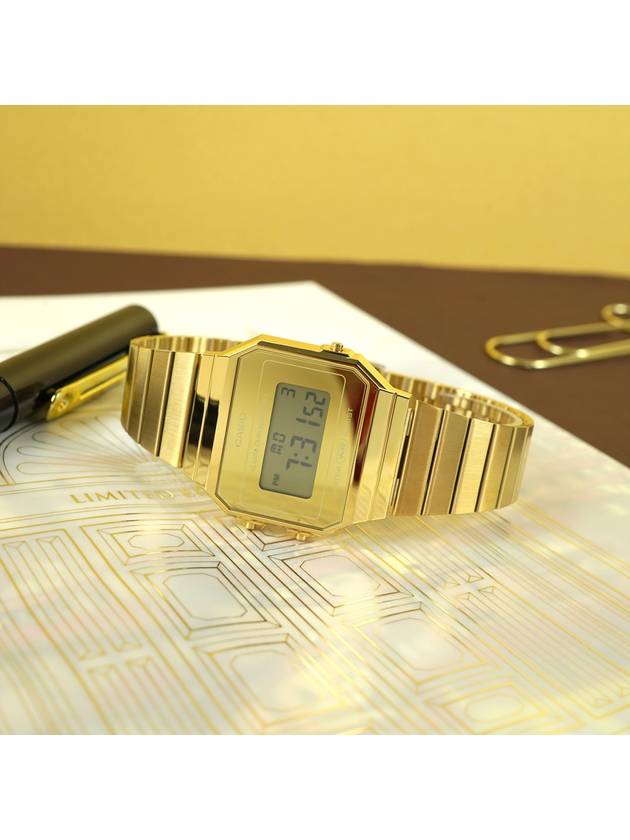 Square gold classic digital metal watch - CASIO - BALAAN 2