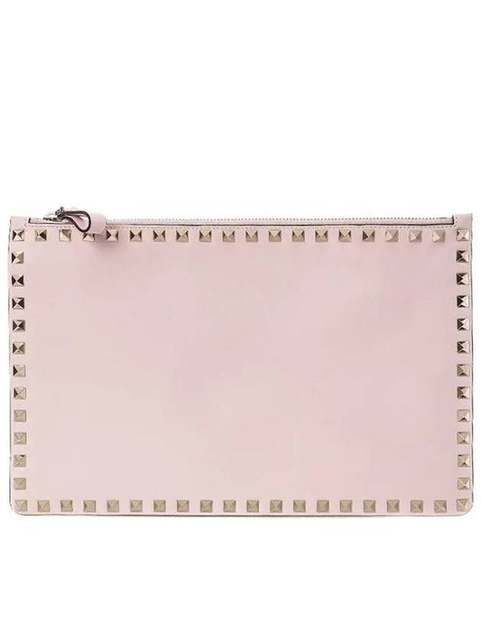 Rockstud Leather Clutch Bag Pink - VALENTINO - BALAAN 2