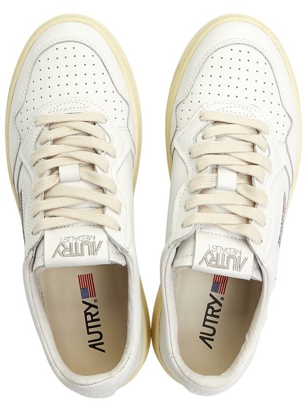 Medalist Leather Low Top Sneakers White - AUTRY - BALAAN 3