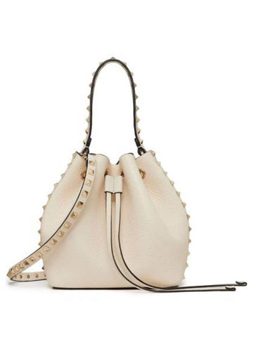 Rockstud Bucket Bag Ivory - VALENTINO - BALAAN 1