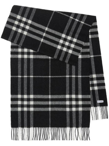 Check print fringe cashmere scarf 8094739 - BURBERRY - BALAAN 1