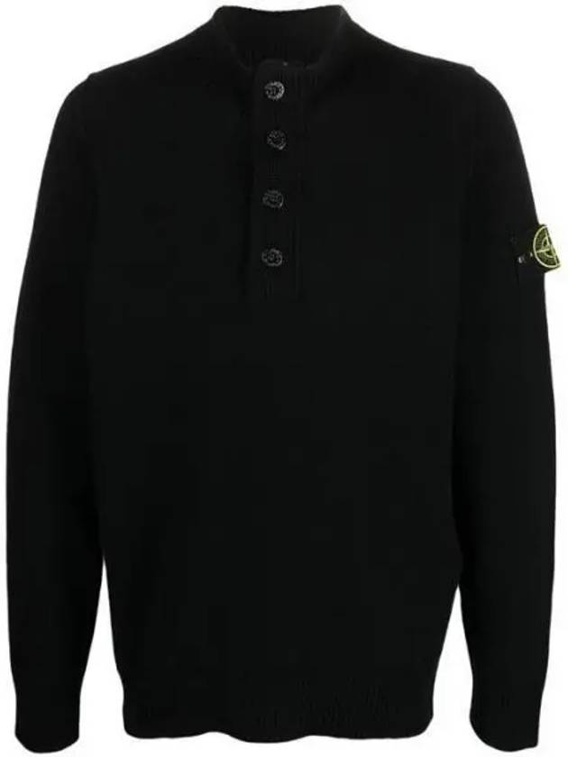 23FW 7915540A3 Wappen patch half button zip-up knit 1006794 - STONE ISLAND - BALAAN 1