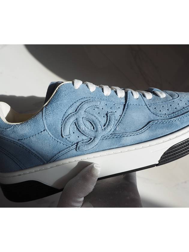 23FW CC Logo Force Sneakers Blue G45079 - CHANEL - BALAAN 10