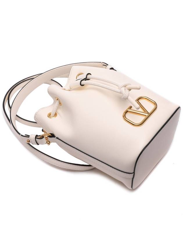 V Logo Signature Bucket Bag White - VALENTINO - BALAAN 6