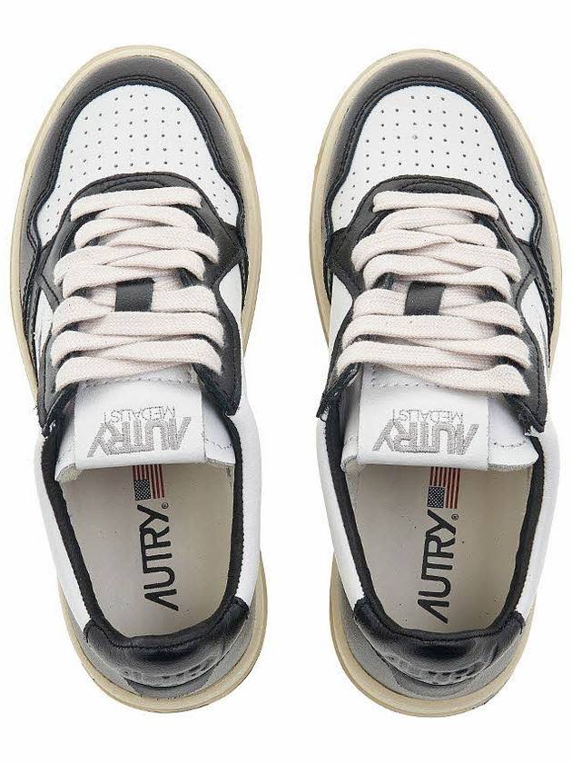 Medalist Leather Low Top Sneakers White Black - AUTRY - BALAAN 7