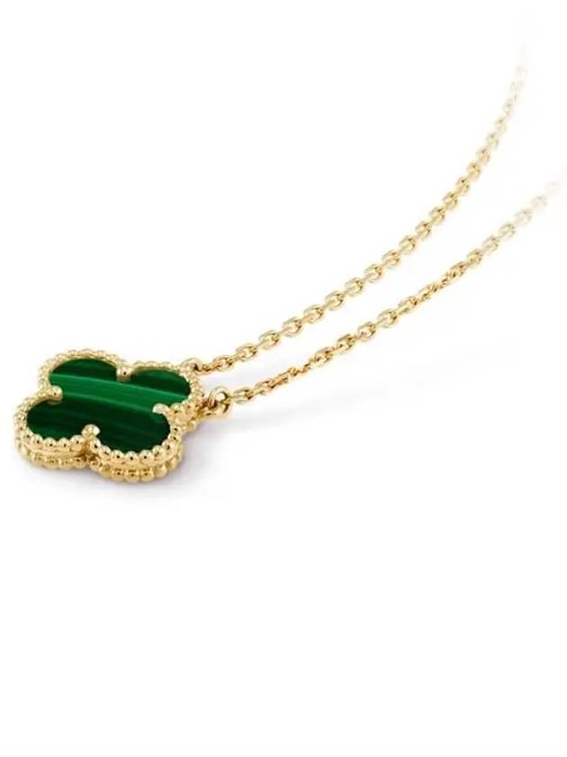 Van Cleef & Arpels Vintage Alhambra Pendant Necklace Yellow Gold Malachite - VANCLEEFARPELS - BALAAN 5