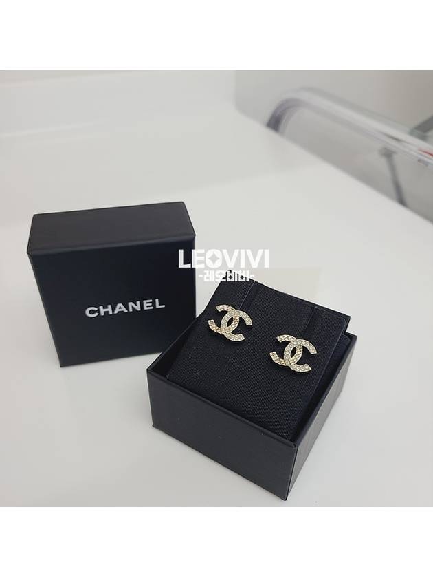 CC Logo Crystal Earrings Gold - CHANEL - BALAAN 2