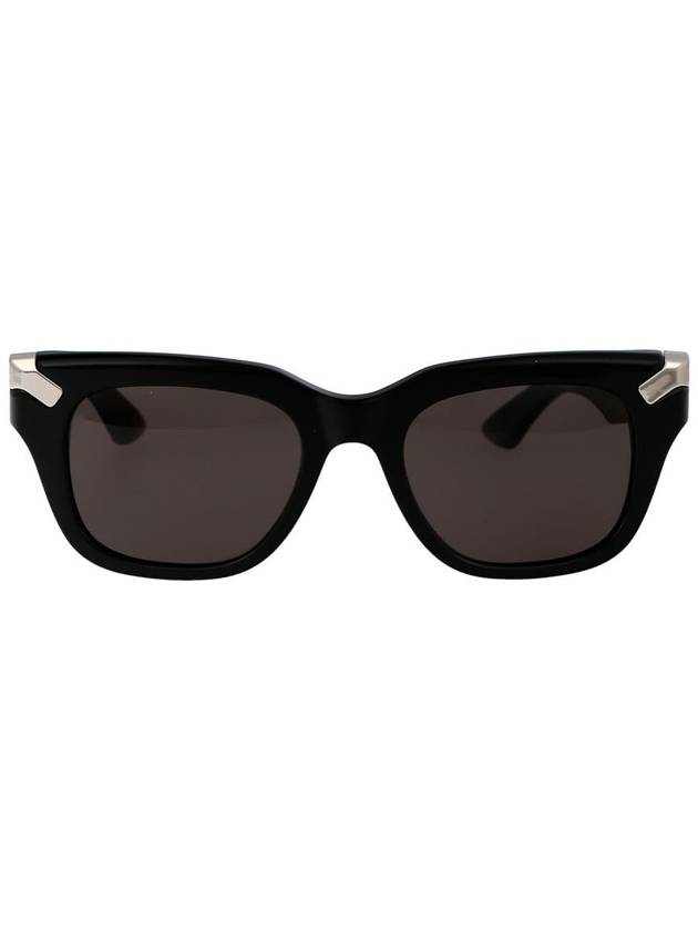 sunglasses AM0439S 001 black - ALEXANDER MCQUEEN - BALAAN 2